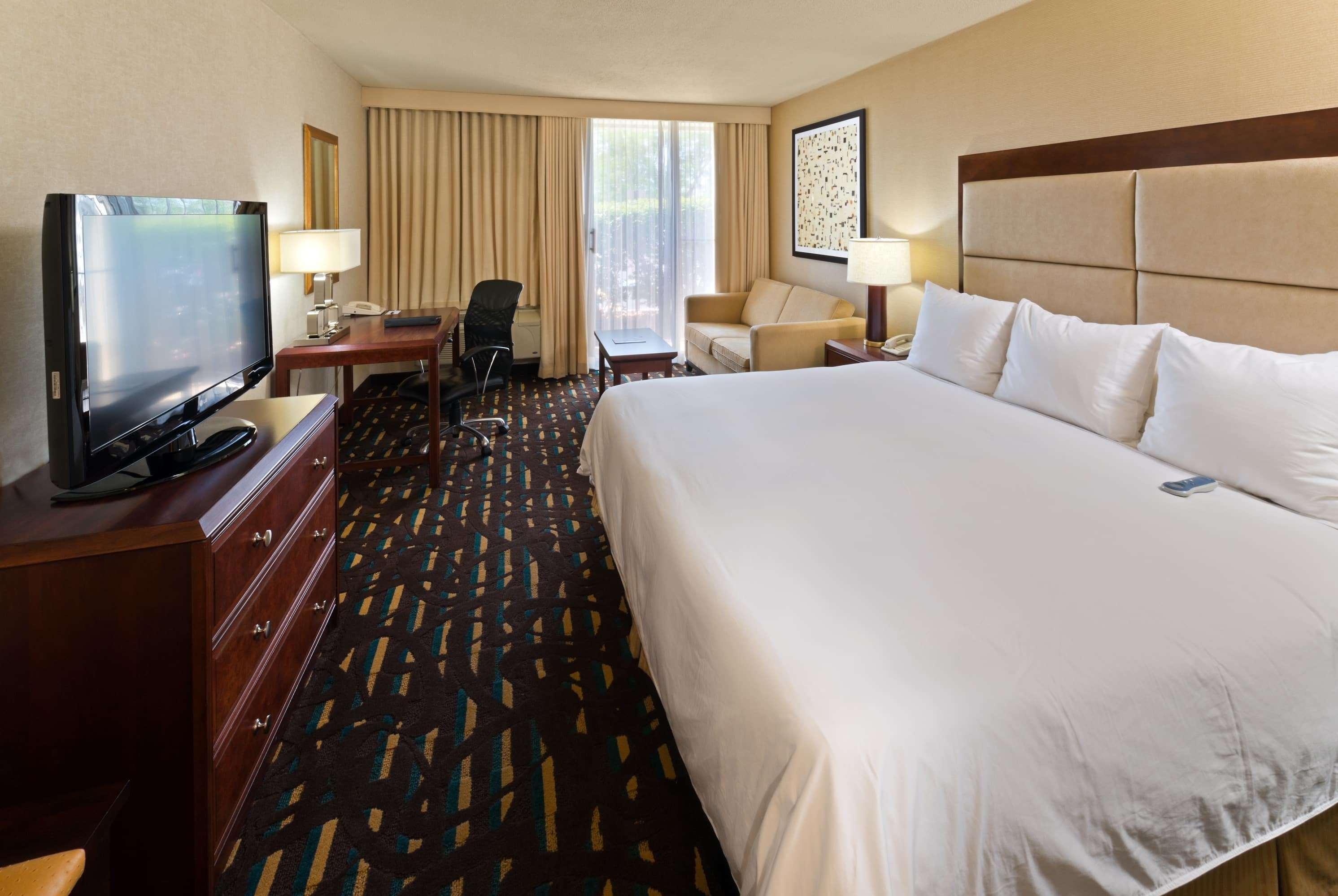 Отель Wyndham Chicago O'Hare Розмонт Экстерьер фото
