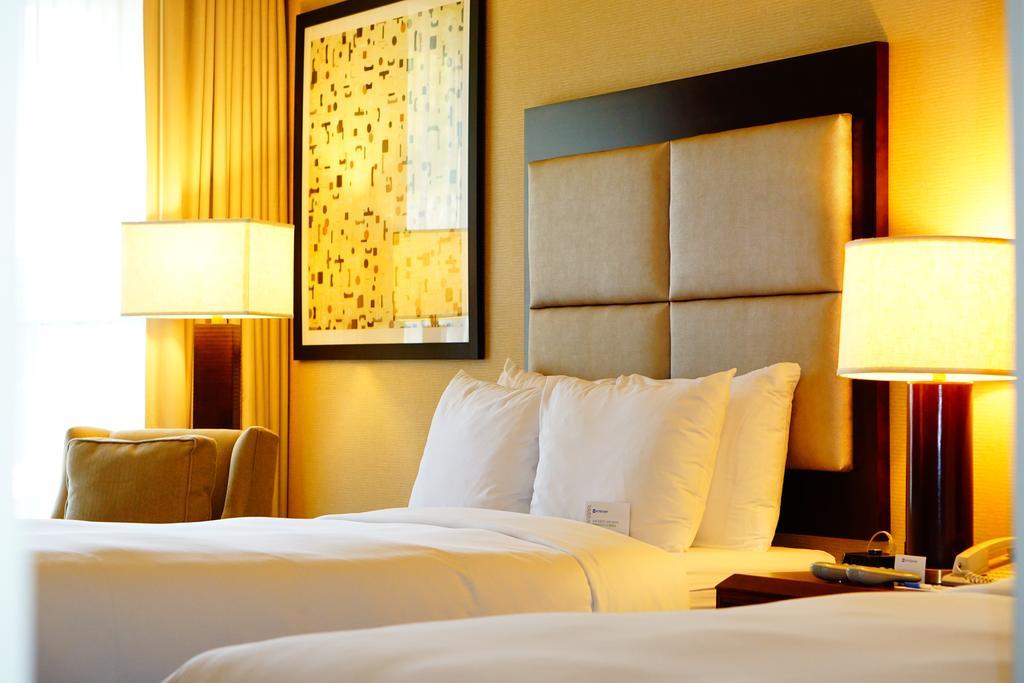 Отель Wyndham Chicago O'Hare Розмонт Экстерьер фото